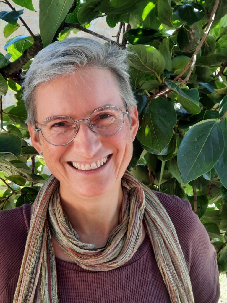 Es tut mir leid, ich kann nicht erkennen, wer auf dem Bild ist.